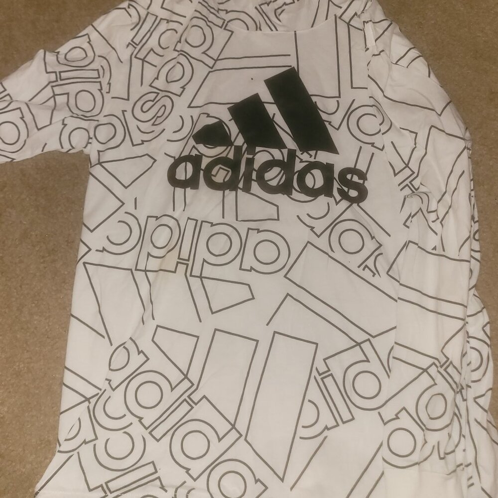 Adidas M sweater